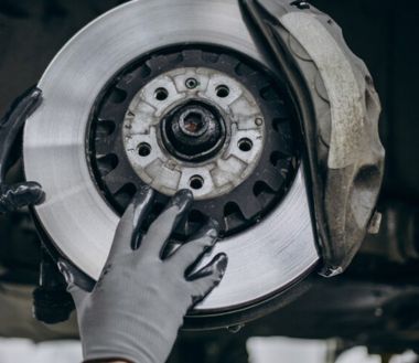 Why Should You Get Your Brake Serviced By Mechanic?