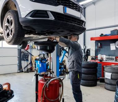 How Can Car Servicing Help Improve Car Performance?